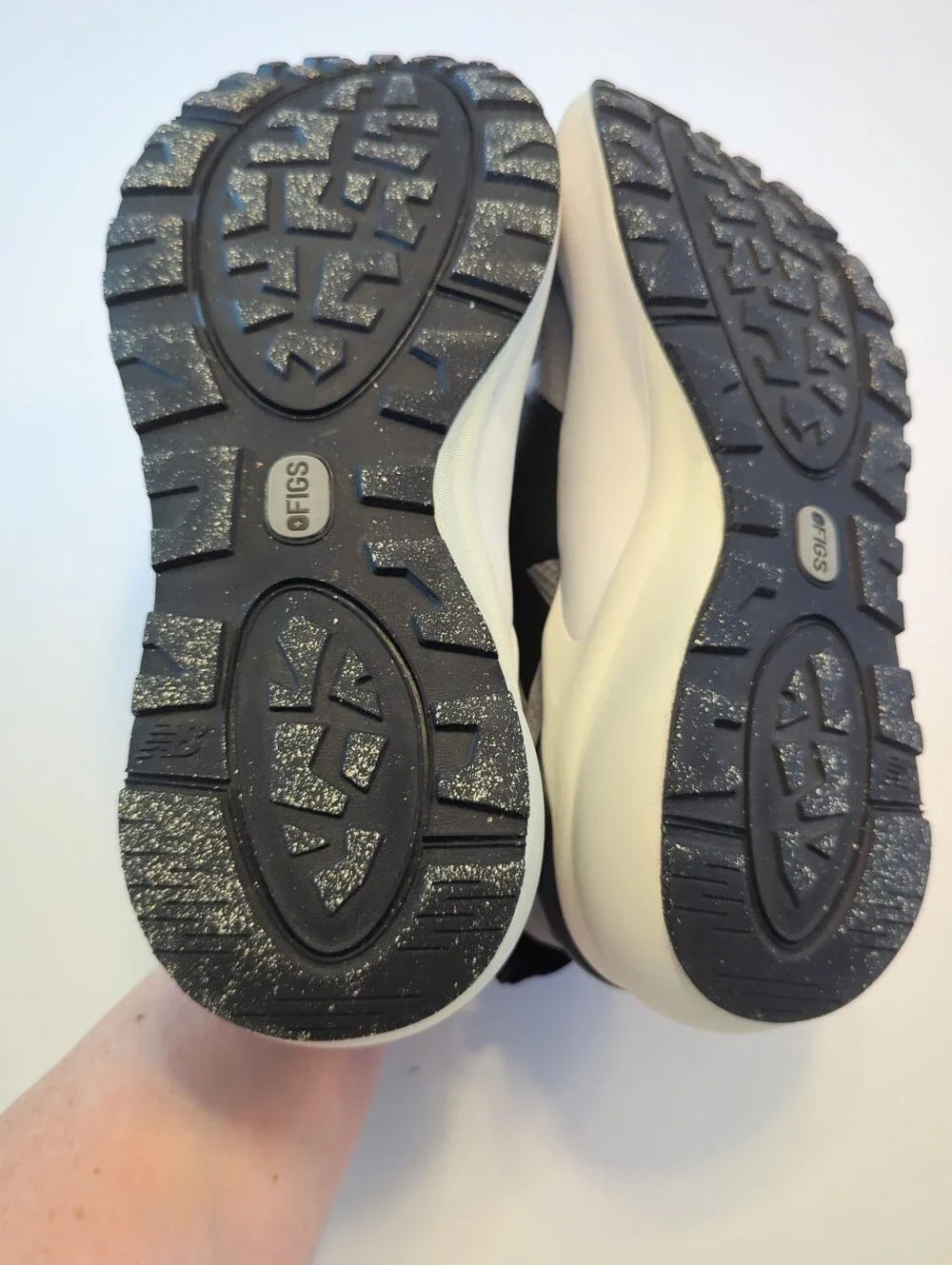 FIGS New Balance 3447 Water Resistant Zip Nursing Shoes Size 10 Grey Black EUC